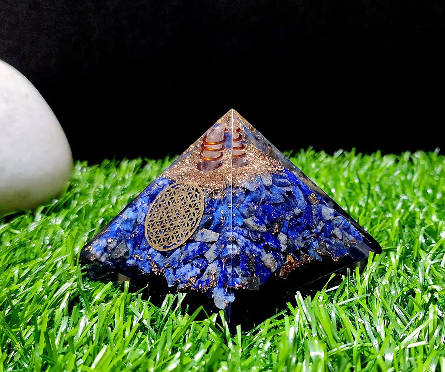 Orgone Crystal Pyramid with Flower of Life Symbol, Stone Bracelet & Orgone Pendant Necklace Combo for Prosperity, Reiki Spiritual Healing, Energy Generator, Yoga Meditation